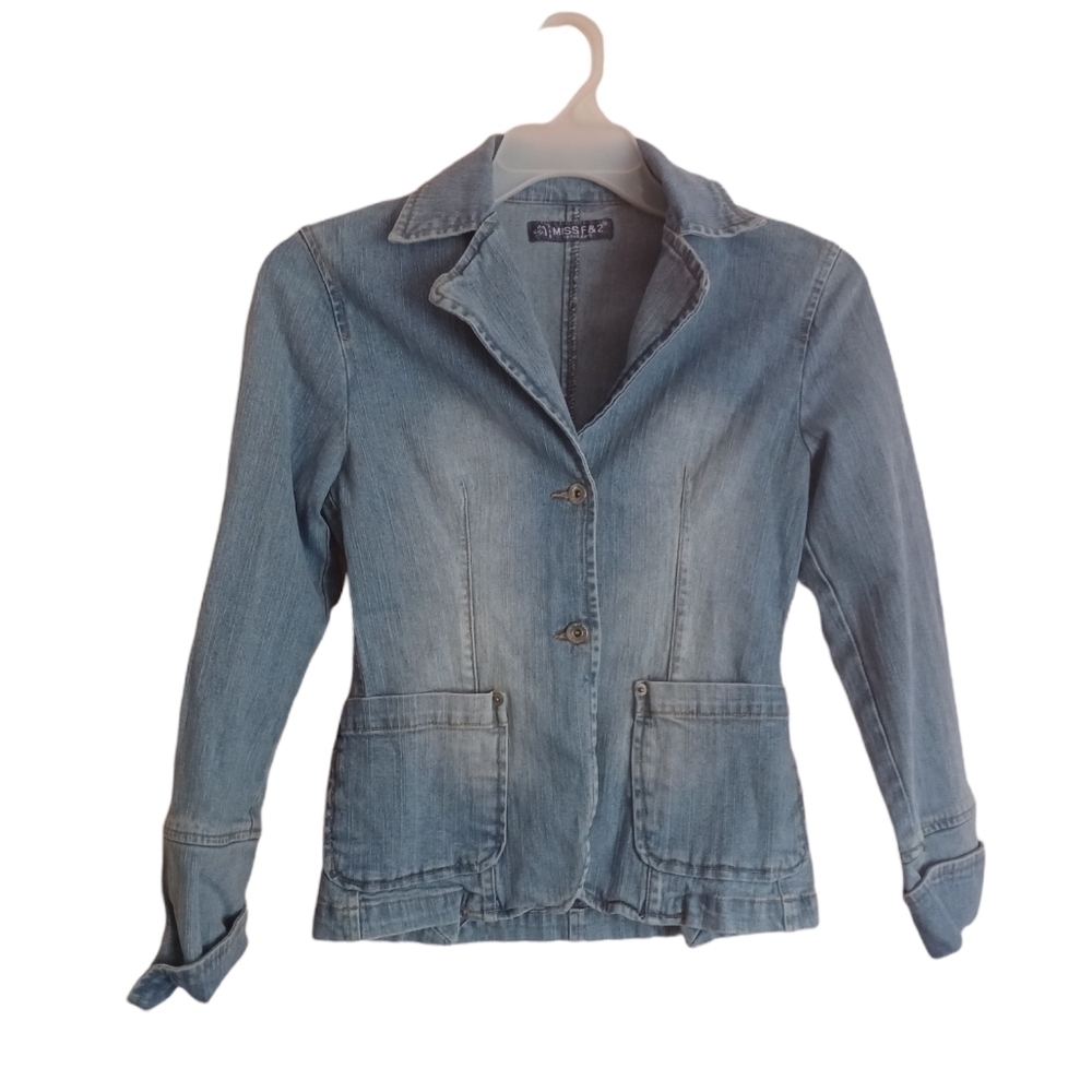 MISS F & 2 VOGUE JEANS JACKET